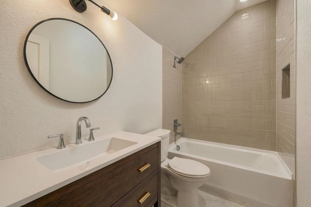2510 Creekbend Circle, Sherman, TX 75092