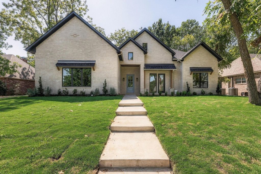 2510 Creekbend Circle, Sherman, TX 75092