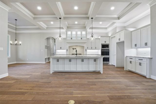 104 Trace Drive, Weatherford, TX 76087