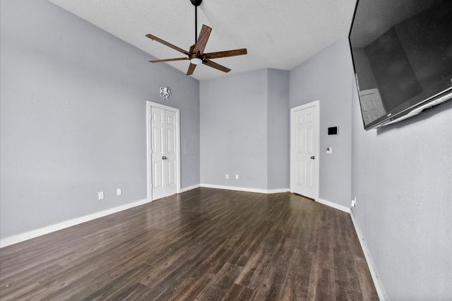 4805 Chrissie Drive, Pearland, TX 77584