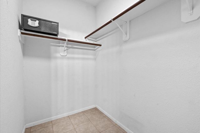 4805 Chrissie Drive, Pearland, TX 77584