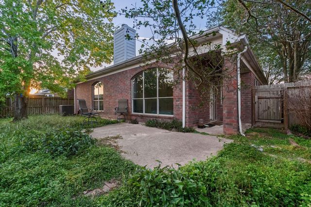 4805 Chrissie Drive, Pearland, TX 77584