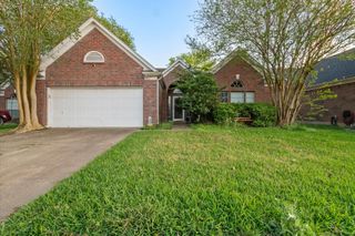 4805 Chrissie Drive, Pearland, TX 77584