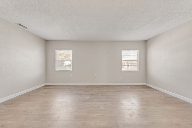 419 Woodcrest Way, Forney, TX 75126