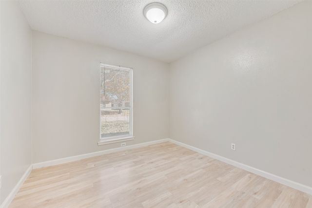 419 Woodcrest Way, Forney, TX 75126