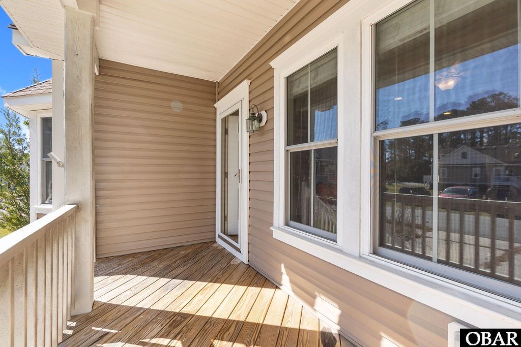 Image 3 of property listing at 601 Viccars Lane Lot 1, Manteo, NC 27954