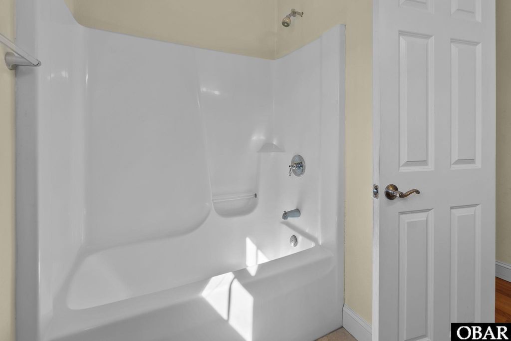 Image 25 of property listing at 601 Viccars Lane Lot 1, Manteo, NC 27954