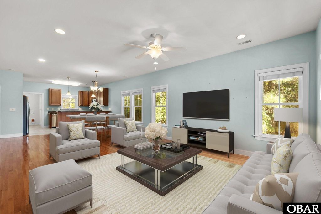 Image 4 of property listing at 601 Viccars Lane Lot 1, Manteo, NC 27954