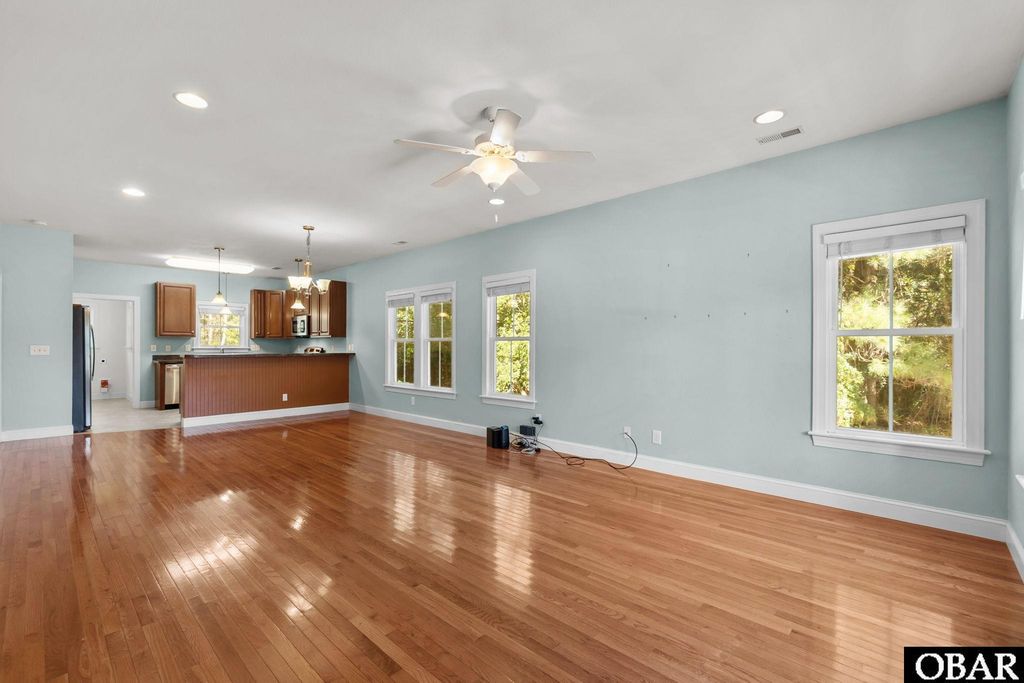 Image 5 of property listing at 601 Viccars Lane Lot 1, Manteo, NC 27954