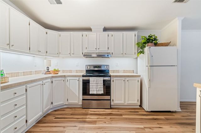 1514 Antoinette Dr, Corpus Christi, TX 78418