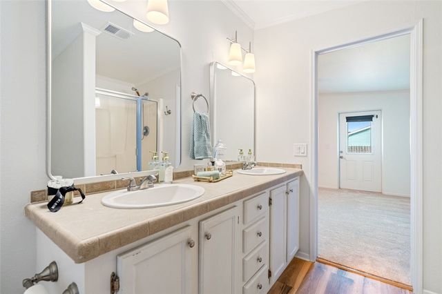 1514 Antoinette Dr, Corpus Christi, TX 78418