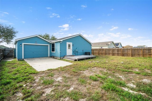 1514 Antoinette Dr, Corpus Christi, TX 78418
