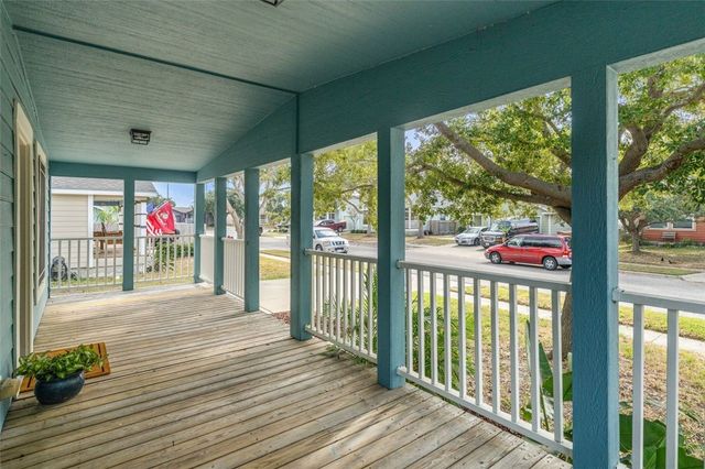 1514 Antoinette Dr, Corpus Christi, TX 78418