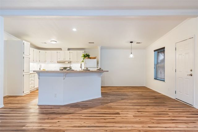 1514 Antoinette Dr, Corpus Christi, TX 78418