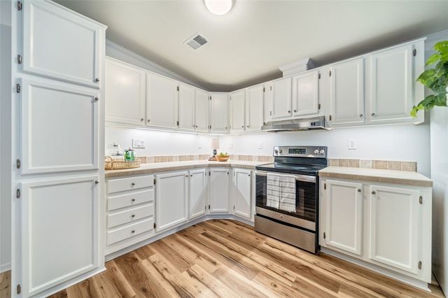 1514 Antoinette Dr, Corpus Christi, TX 78418