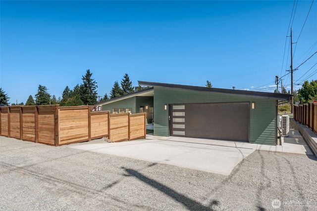 1026 S Monroe Street, Tacoma, WA 98405