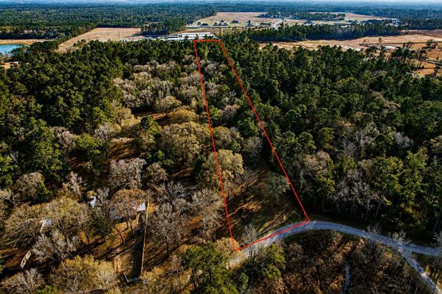 17038 Payne Rd, Conroe, TX 77302