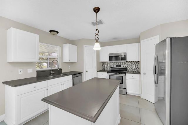 2120 MARISOL LOOP, Kissimmee, FL 34743