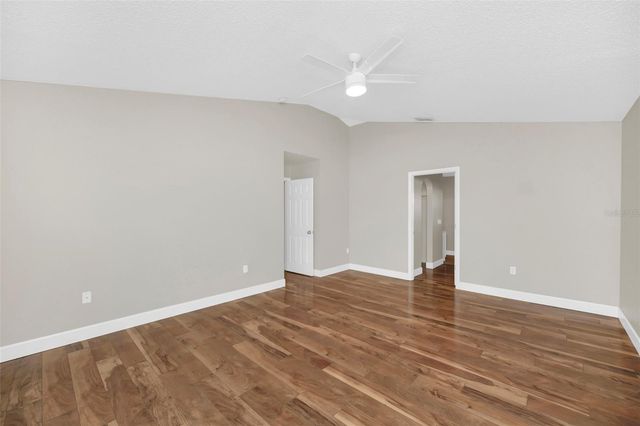2120 MARISOL LOOP, Kissimmee, FL 34743