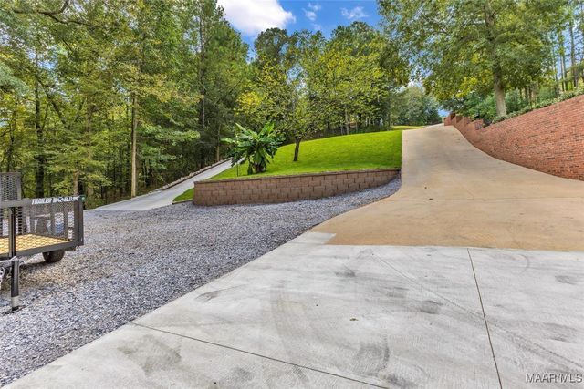 295 Trotters Mill Road, Wetumpka, AL 36093