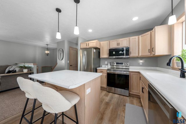 3228 N Yukon Ave Avenue, Sioux Falls, SD 57107