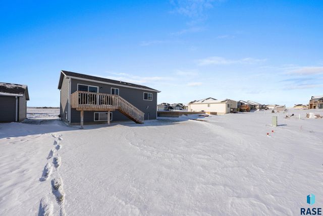 3228 N Yukon Ave Avenue, Sioux Falls, SD 57107