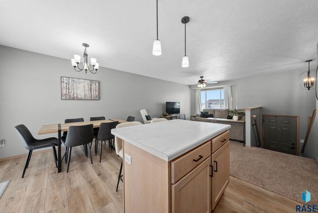 3228 N Yukon Ave Avenue, Sioux Falls, SD 57107