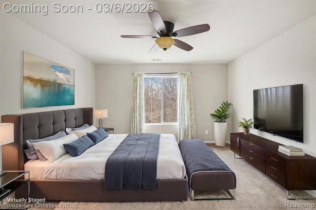 29424 Woodpark Circle, Warren, MI 48092