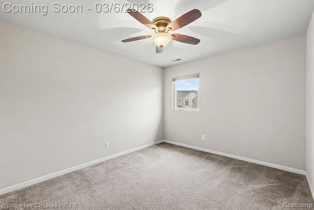 29424 Woodpark Circle, Warren, MI 48092