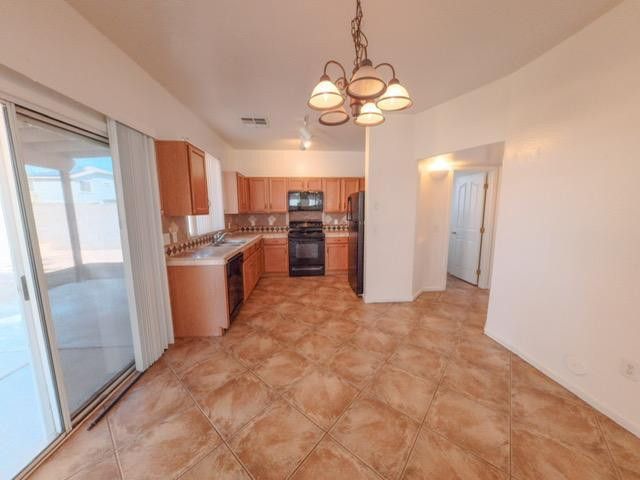 1930 E 37th Avenue, Apache Junction, AZ 85119