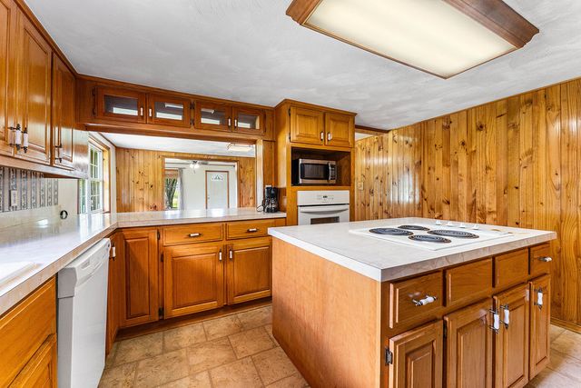 14077 Highway 72, Garfield, AR 72732