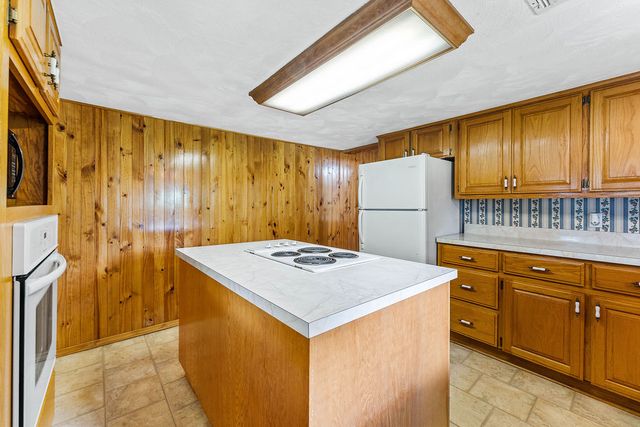14077 Highway 72, Garfield, AR 72732