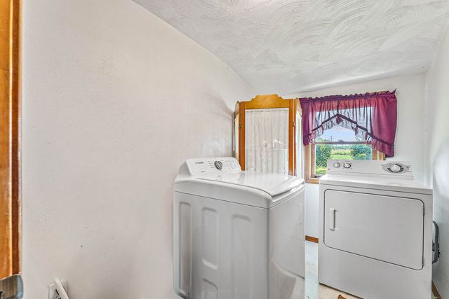 14077 Highway 72, Garfield, AR 72732