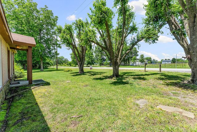 14077 Highway 72, Garfield, AR 72732