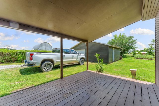 14077 Highway 72, Garfield, AR 72732