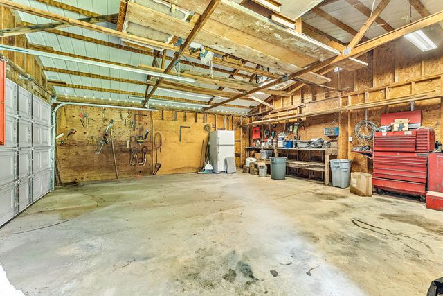 14077 Highway 72, Garfield, AR 72732