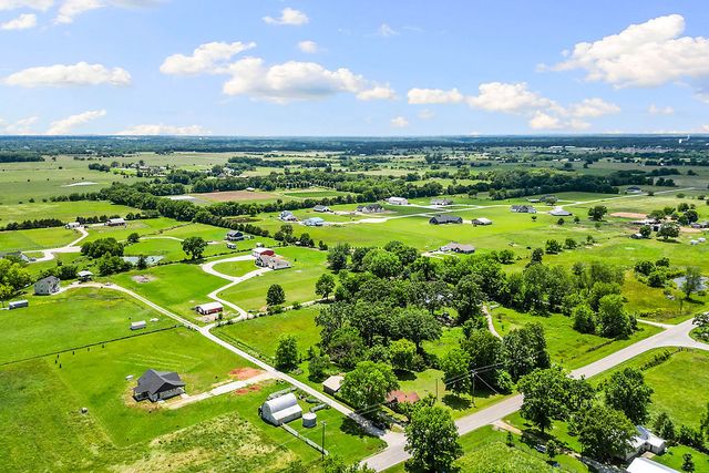 14077 Highway 72, Garfield, AR 72732