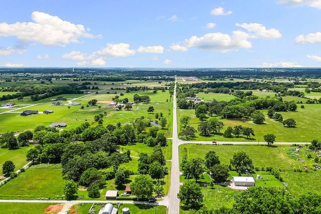 14077 Highway 72, Garfield, AR 72732