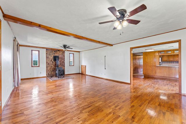14077 Highway 72, Garfield, AR 72732
