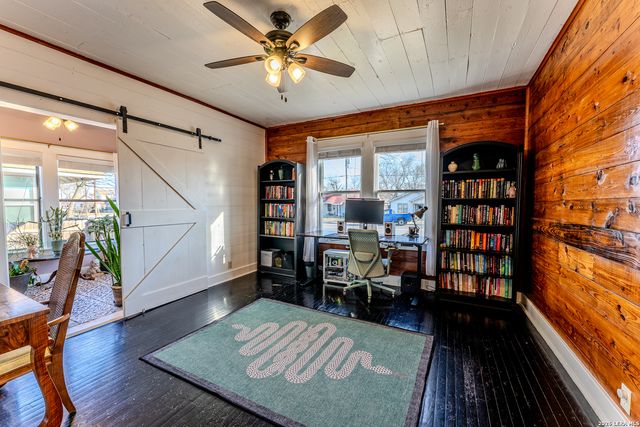 1819 W Woodlawn Ave, San Antonio, TX 78201