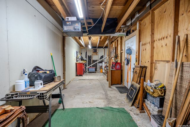 1819 W Woodlawn Ave, San Antonio, TX 78201