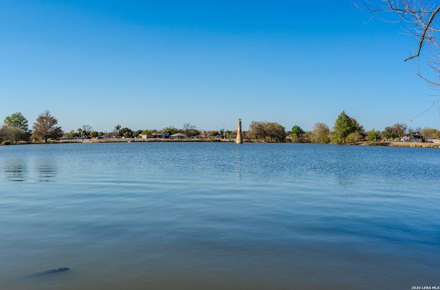 1819 W Woodlawn Ave, San Antonio, TX 78201