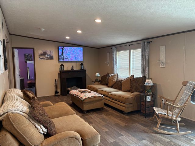 130 Zone Way, Cottageville, SC 29435