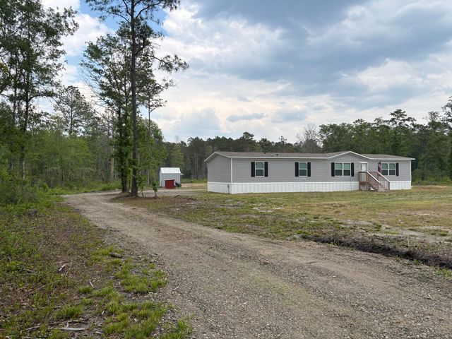 130 Zone Way, Cottageville, SC 29435