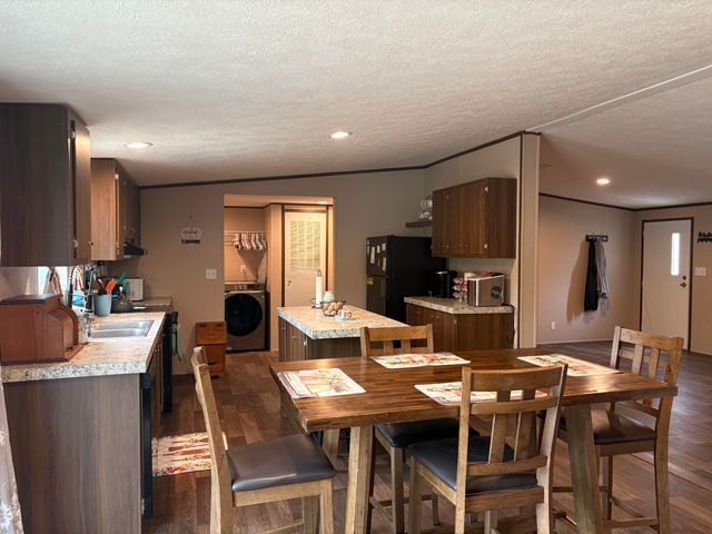 130 Zone Way, Cottageville, SC 29435