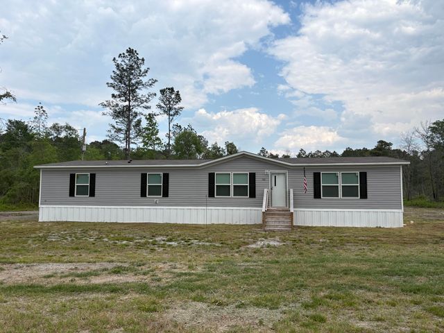130 Zone Way, Cottageville, SC 29435