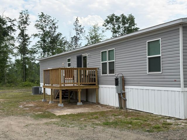 130 Zone Way, Cottageville, SC 29435