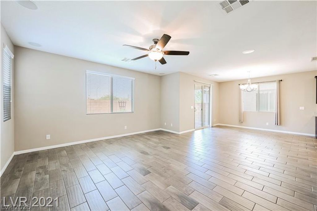 9940 Sunriver Meadows Avenue, Las Vegas, NV 89148 — photo 4