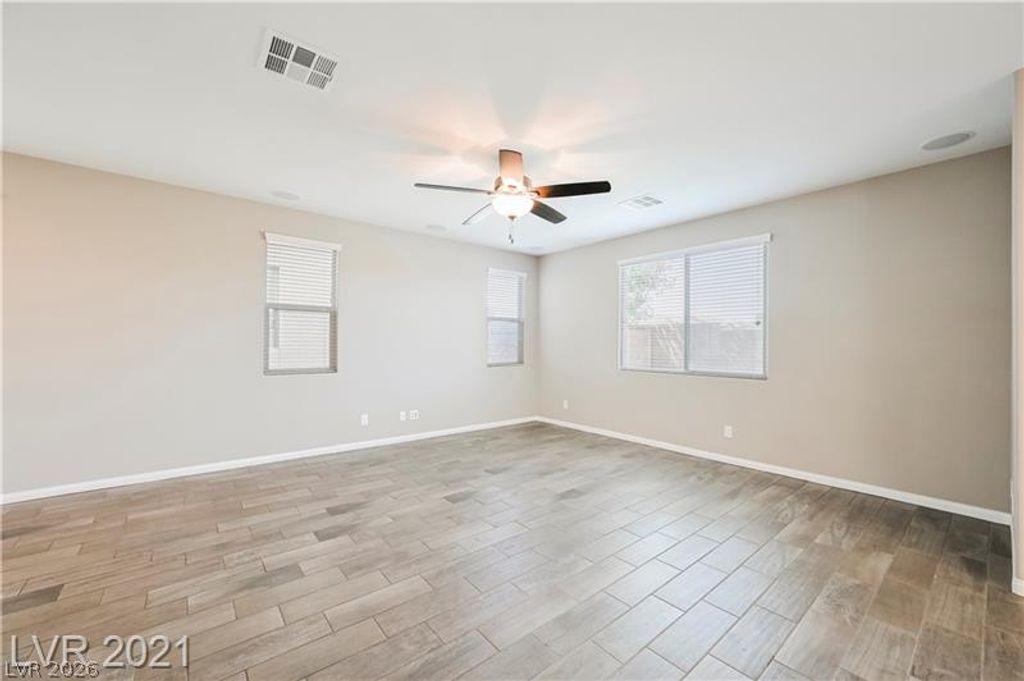 9940 Sunriver Meadows Avenue, Las Vegas, NV 89148 — photo 5