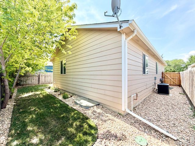 183 Calabria Drive, Windsor, CO 80550